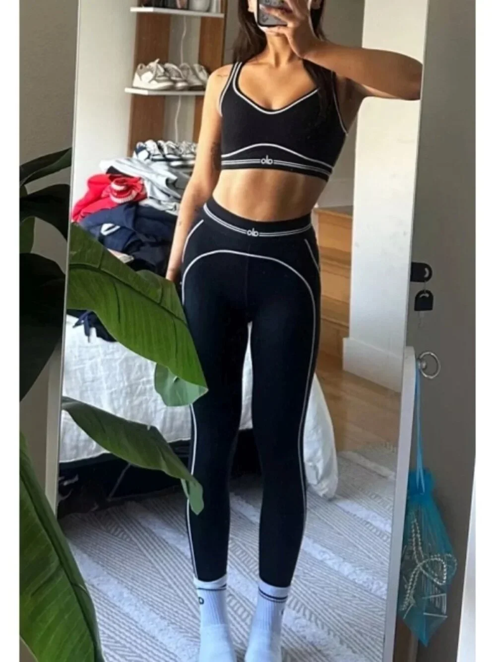 Alo Airbrush High-Waist Heart Throb Leggings Black White Hi-Rise Waisted Tights
